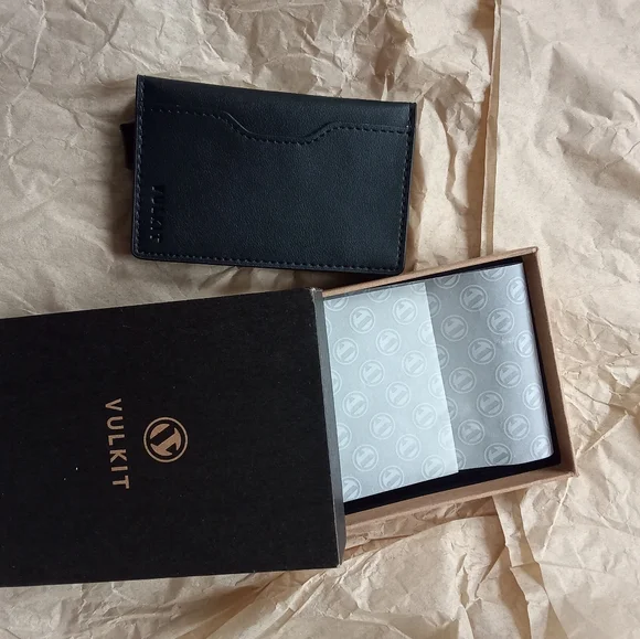 BNIB Vulkit Leather RIFT Blocking Wallet - Picture 2 of 4